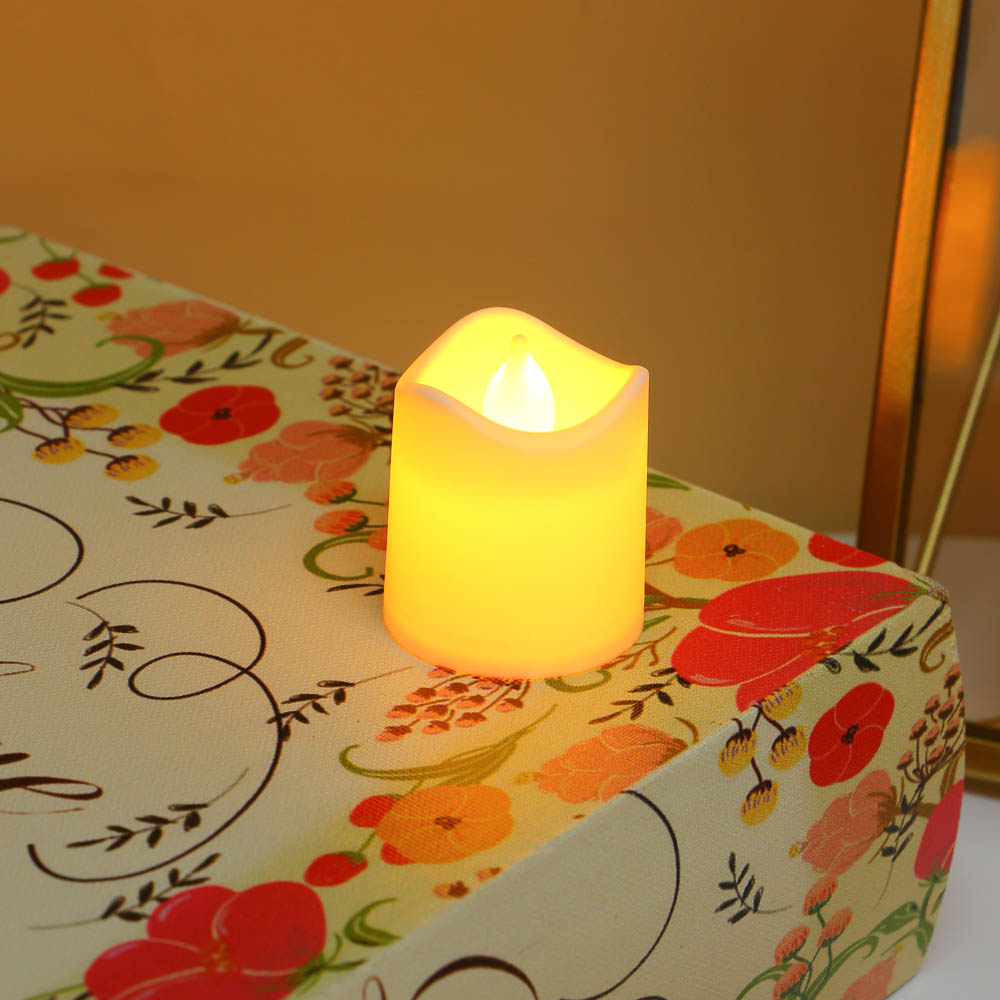 Светильник в виде свечи классический 3хLR1130 4,5х3,6см