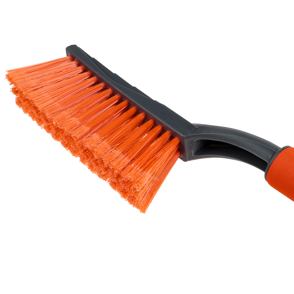 ЕРМАК Щетка для уборки снега с распушенной щетиной+скребок, 45.5см