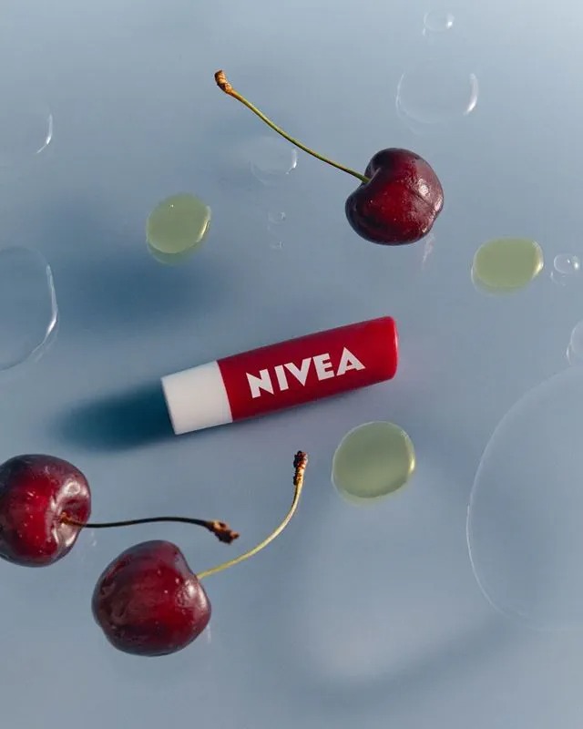 Classic помада гигиеническая вишневый поцелуй 4.8гр 85077