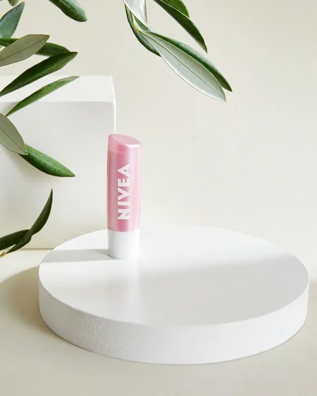 Classic помада гигиеническая Сияние жемчуга 4.8гр 85098